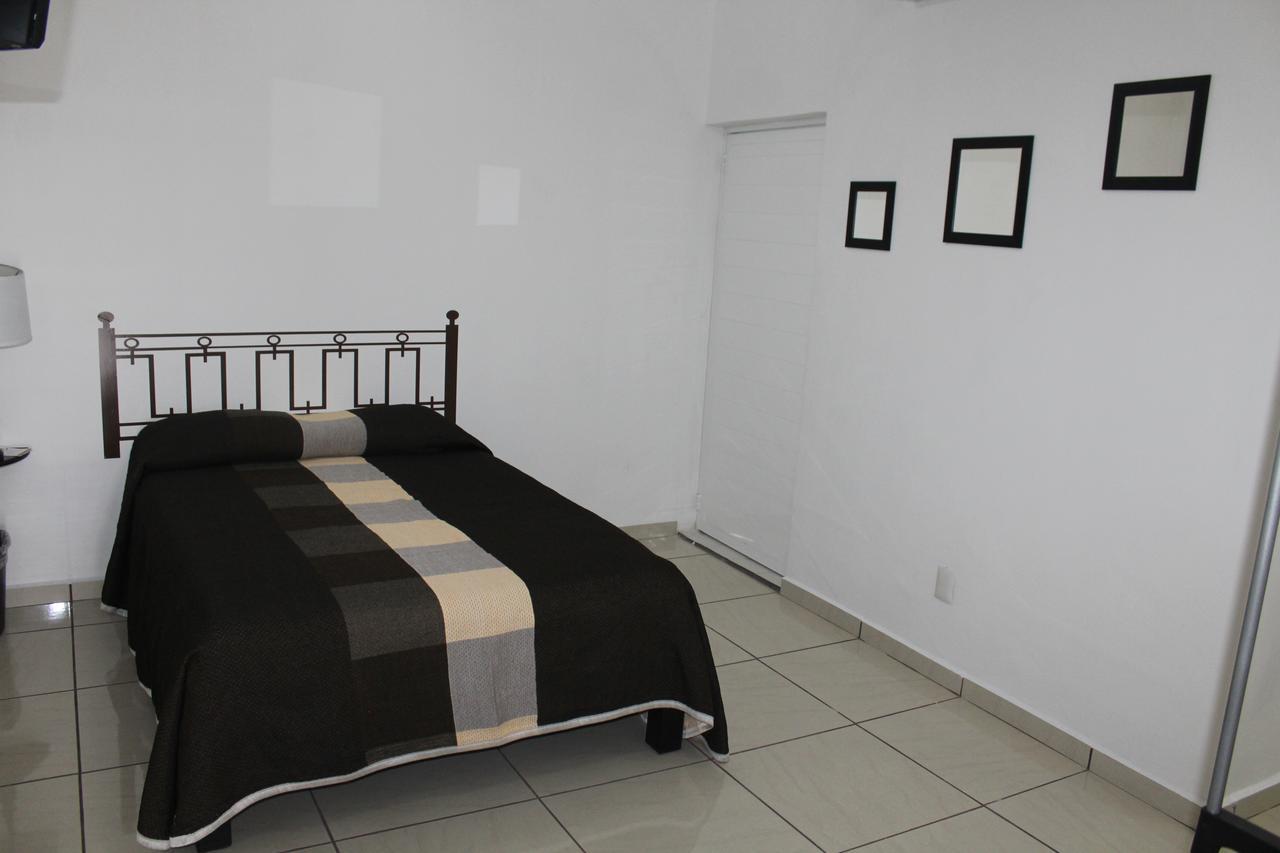 Minatitlán Kali Suites מראה חיצוני תמונה